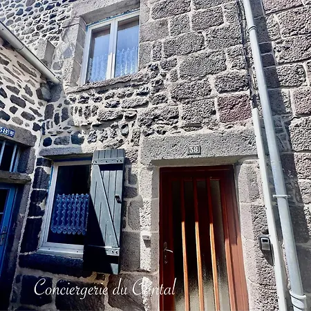 - Duplex 2-4 Personnes